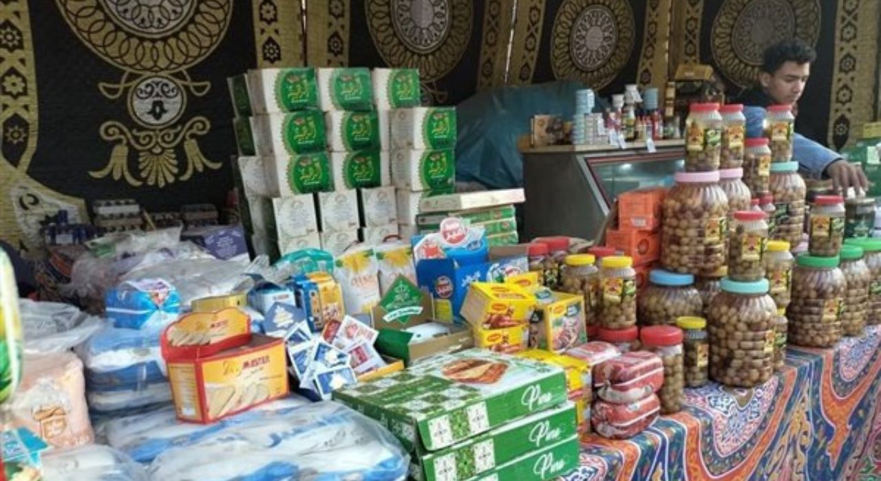 “السلع رخصت تاني” الحكومة تُقرر تخفيض أسعار 48 سلعة بنسبة 20% للمواطنين في مصر