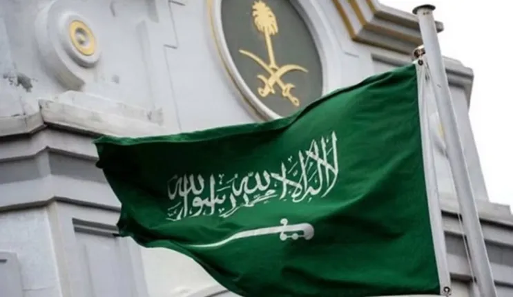 خبر ممكن يبقى بمليون جنيه.. أمر ملكي يحسم الجدل حول زيادة 1000 ريال لكل موظف في السعودية 2 خبر ممكن يبقى بمليون جنيه.. أمر ملكي يحسم الجدل حول زيادة 1000 ريال لكل موظف في السعودية