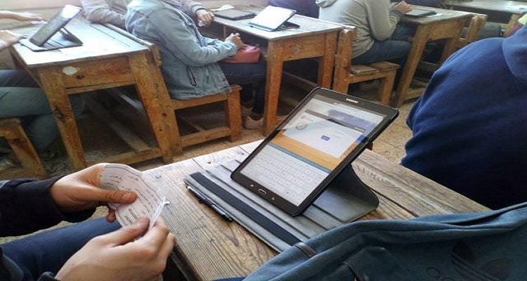تنبيه هام من “التعليم” لطلاب الصف الثاني الثانوي بشأن التابلت.. اعرف التفاصيل