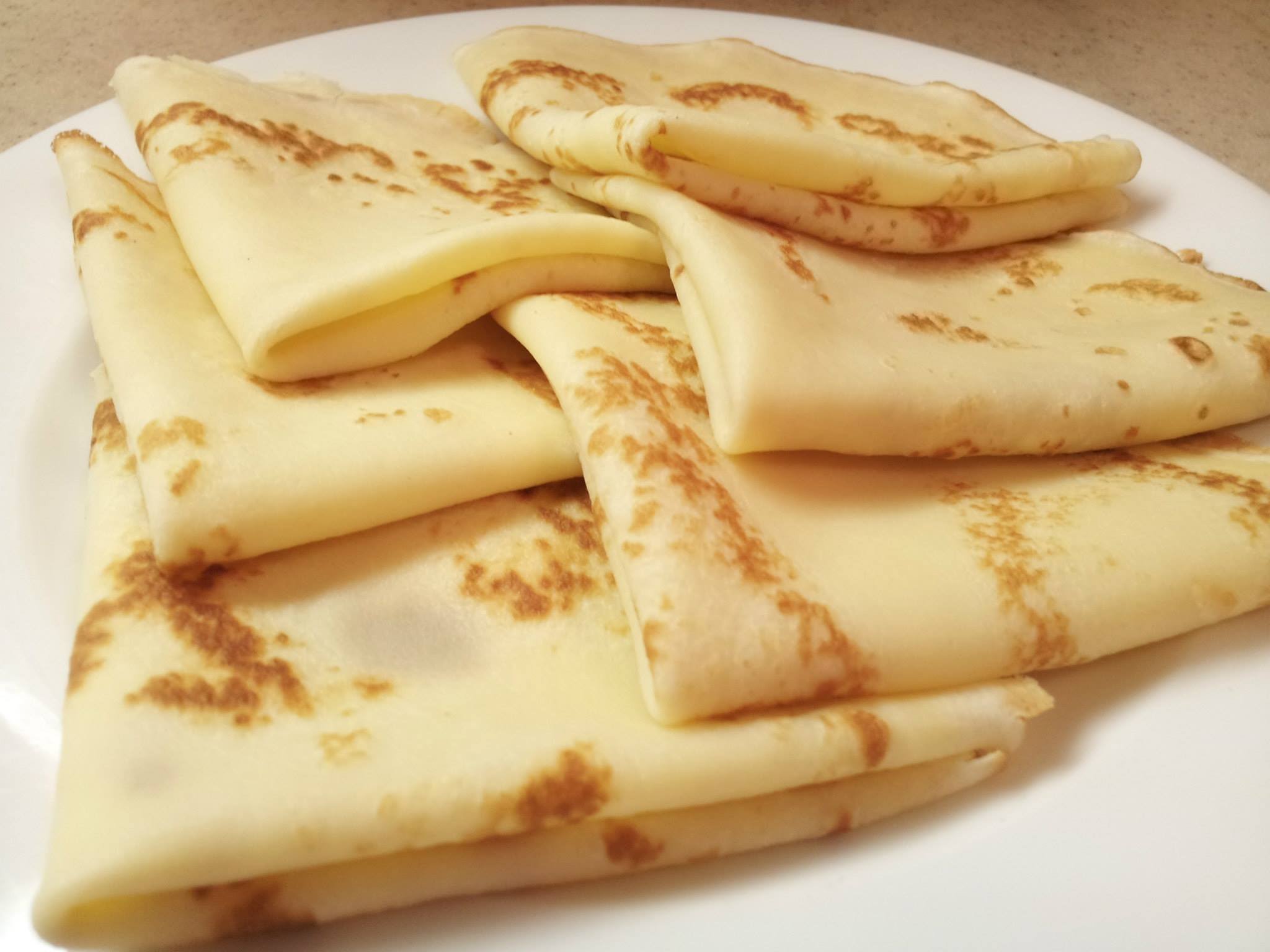 لعمل ألذ الحشوات أصنعي عجينة الكريب على أصولها بمكونات مظبوطة وبطعم لذيذ 2 لعمل ألذ الحشوات أصنعي عجينة الكريب على أصولها بمكونات مظبوطة وبطعم لذيذ