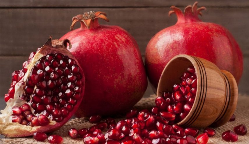 احذر خطورة الإكثار من تناول الرمان يسبب هذه المشاكل الصحية 5 احذر خطورة الإكثار من تناول الرمان يسبب هذه المشاكل الصحية