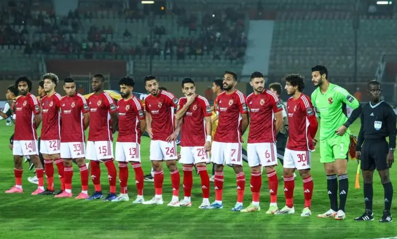 نادي خليجي كبير يدخل في مفاوضات لضم نجم الأهلي في يناير