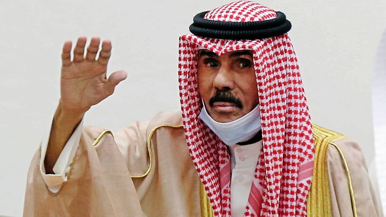 تطورات جديدة في حالة نواف الجابر أمير الكويت بعد تعرضه لوعكة صحية 5 تطورات جديدة في حالة نواف الجابر أمير الكويت بعد تعرضه لوعكة صحية