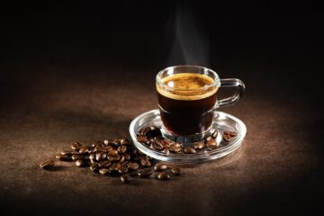 “اصنعي ماكينة حرق الدهون”.. ضيفي هذا المكون إلى فنجان القهوة ولاحظي جسمك.. الكرش هيختفي نهائياً!!
