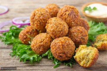 طريقة عمل الفلافل في المنزل زي المحلات