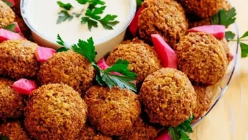الطعمية المصرية السريعة في 10 دقائق .. طعم أصيل دون جهد