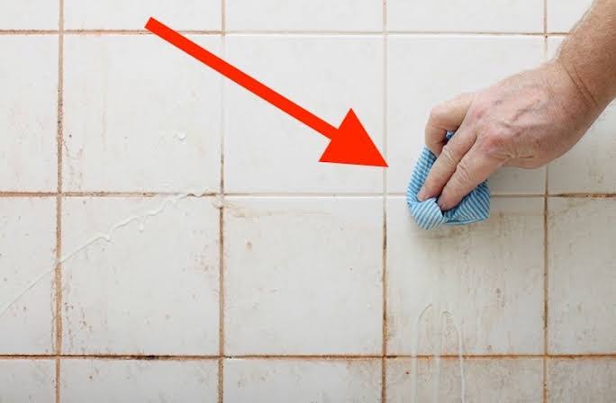 خلطه سحرية هتعمليها في البيت تنور سيراميك الحمام والمطبخ والنتيجة رهيبة من أول مره 5 خلطه سحرية هتعمليها في البيت تنور سيراميك الحمام والمطبخ والنتيجة رهيبة من أول مره