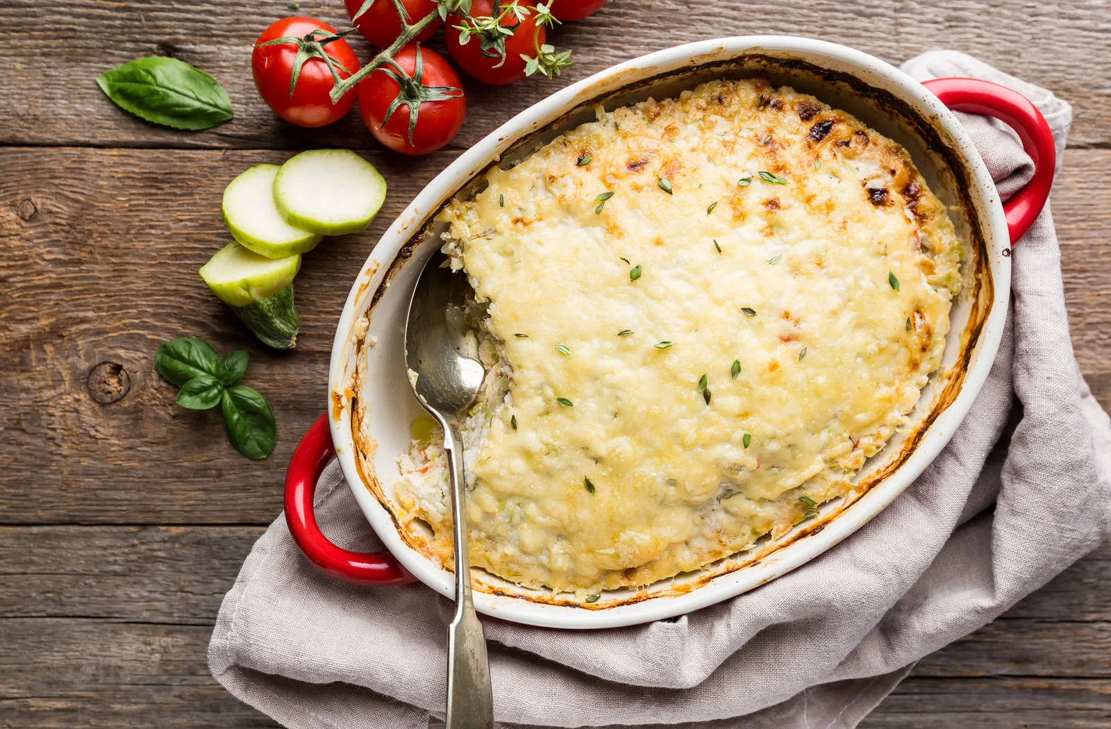 خليكي ست بيت شاطرة.. إليك طريقة عمل الكوسة بالبشاميل بأبسط الطرق وأقل الإمكانيات.. ولادك هيحبوها!! 7 خليكي ست بيت شاطرة.. إليك طريقة عمل الكوسة بالبشاميل بأبسط الطرق وأقل الإمكانيات.. ولادك هيحبوها!!