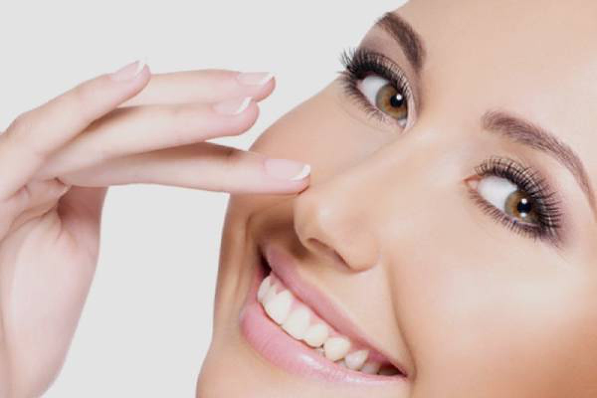 تصغير وتنحيف الأنف بدون عمليات تجميل بمكونات طبيعية من بيتك 7 تصغير وتنحيف الأنف بدون عمليات تجميل بمكونات طبيعية من بيتك