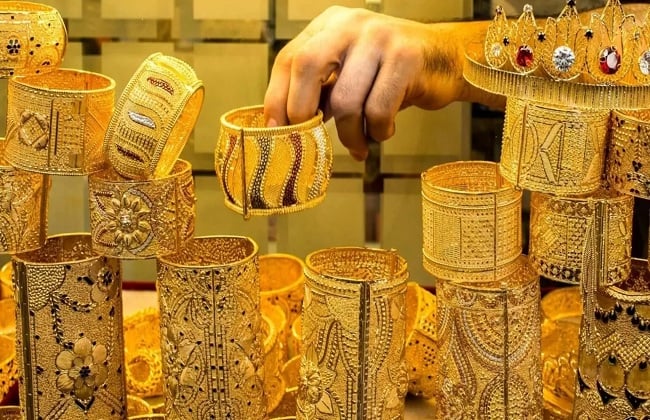 عيار 21 الآن.. أسعار الذهب اليوم الخميس 30 نوفمبر 2023 ومفاجأة للعرسان 2 عيار 21 الآن.. أسعار الذهب اليوم الخميس 30 نوفمبر 2023 ومفاجأة للعرسان
