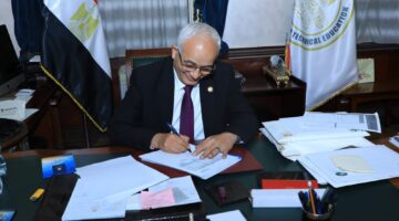 الدكتور رضا حجازي وزير التربية والتعليم