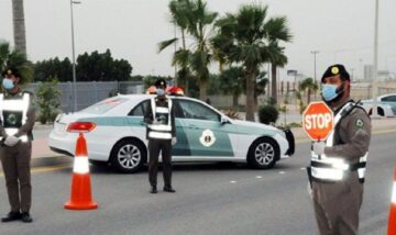 المرور السعودي يوجه تحذير قوي لقائدي المركبات بشأن الأرصفة المخصصة للمشاة