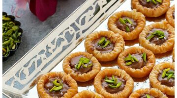بقلاوة بارزة