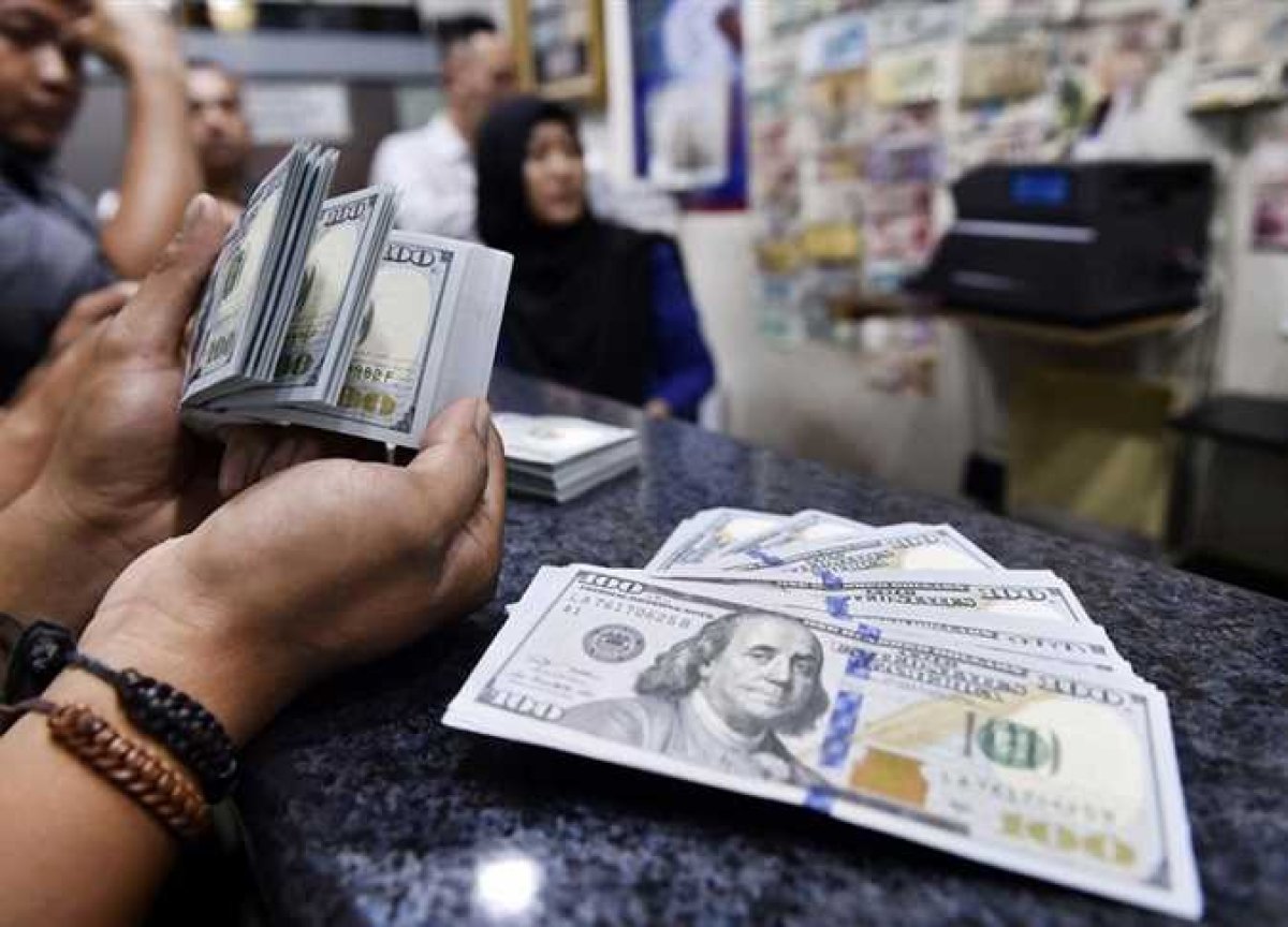 قروض بالدولار في مصر .. تمويل شخصي بقسط 400 دولار من ثلاث بنوك في السوق المصرية