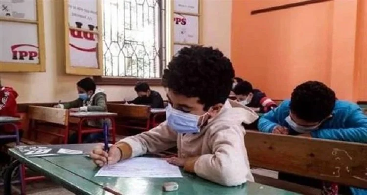 صفوف النقل.. “الوزراء” يكشف حقيقة عدم إضافة درجات الاختبارات الشهرية للمجموع الكلي