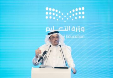وزير التعليم السعودي يُنهي بحسم الجدل حول إلغاء الفصل الدراسي الثالث 1445 في المدارس والجامعات