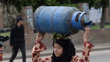 بعد زيادة أسعار البنزين سعر أنبوبة البوتاجاز في مصر نوفمبر 2023 وصل كام؟ تعرف الإجابة 2 بعد زيادة أسعار البنزين سعر أنبوبة البوتاجاز في مصر نوفمبر 2023 وصل كام؟ تعرف الإجابة