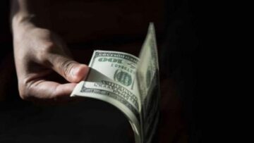 “ثابت في مركزه”.. سعر الدولار اليوم بعد قرار البنك المركزي المصري لفتح حدود الاستخدام للبطاقات الائتمانية
