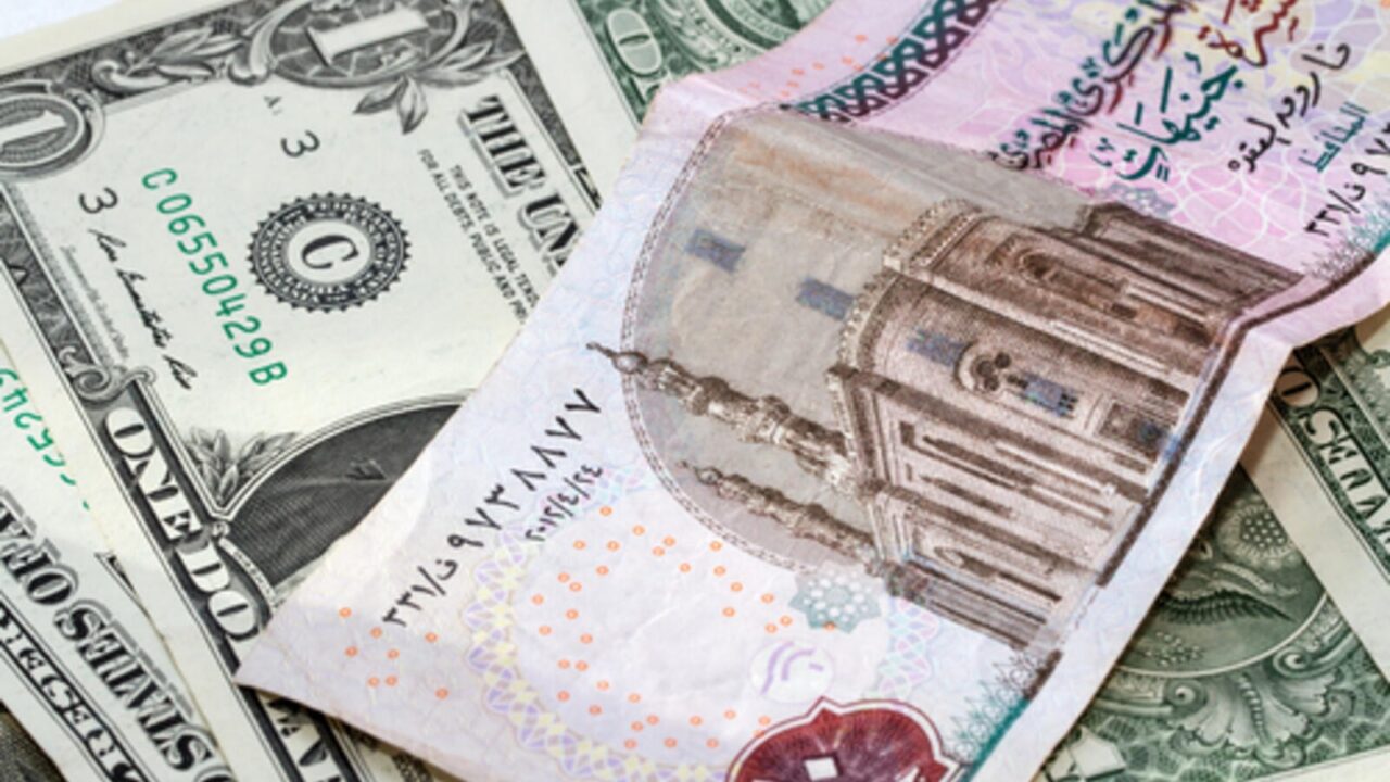 "صاروخ طالع مرة واحدة".. مفاجأة بشأن سعر الدولار مقابل الجنيه المصري اليوم فب البنوك المصرية 5 “صاروخ طالع مرة واحدة”.. مفاجأة بشأن سعر الدولار مقابل الجنيه المصري اليوم فب البنوك المصرية