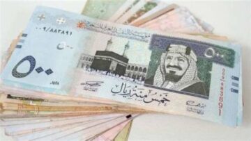 “شكل الصاروخ هيرسى على الأرض”.. سعر الريال السعودي اليوم بعد ثباته في البنوك المصرية