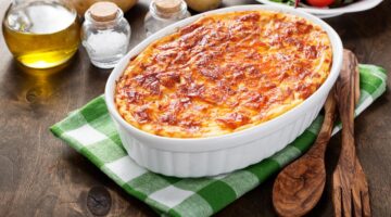 طاجن بطاطا حلوة بالفرن e1700240561444