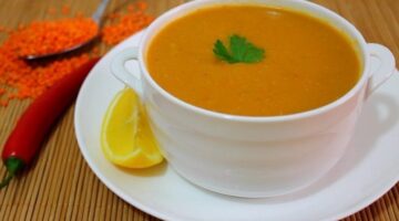 طريقة عمل شوربة العدس بعده طرق مختلفة 780x470 1