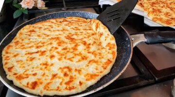 طريقة عمل فطائر الطاسة السريعة 1