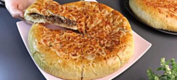 فطيرة اللحم القطنية اللذيذة بعجينة سهلة وبسيطة