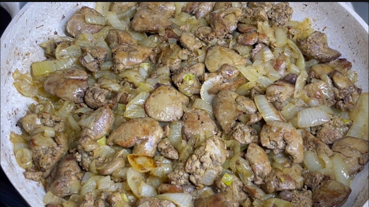 "تجربة جديدة لا تقاوم" طريقة عمل كبدة الفراخ بالكريمة بمكونات سهلة وطعم رائع وشهي 5 “تجربة جديدة لا تقاوم” طريقة عمل كبدة الفراخ بالكريمة بمكونات سهلة وطعم رائع وشهي