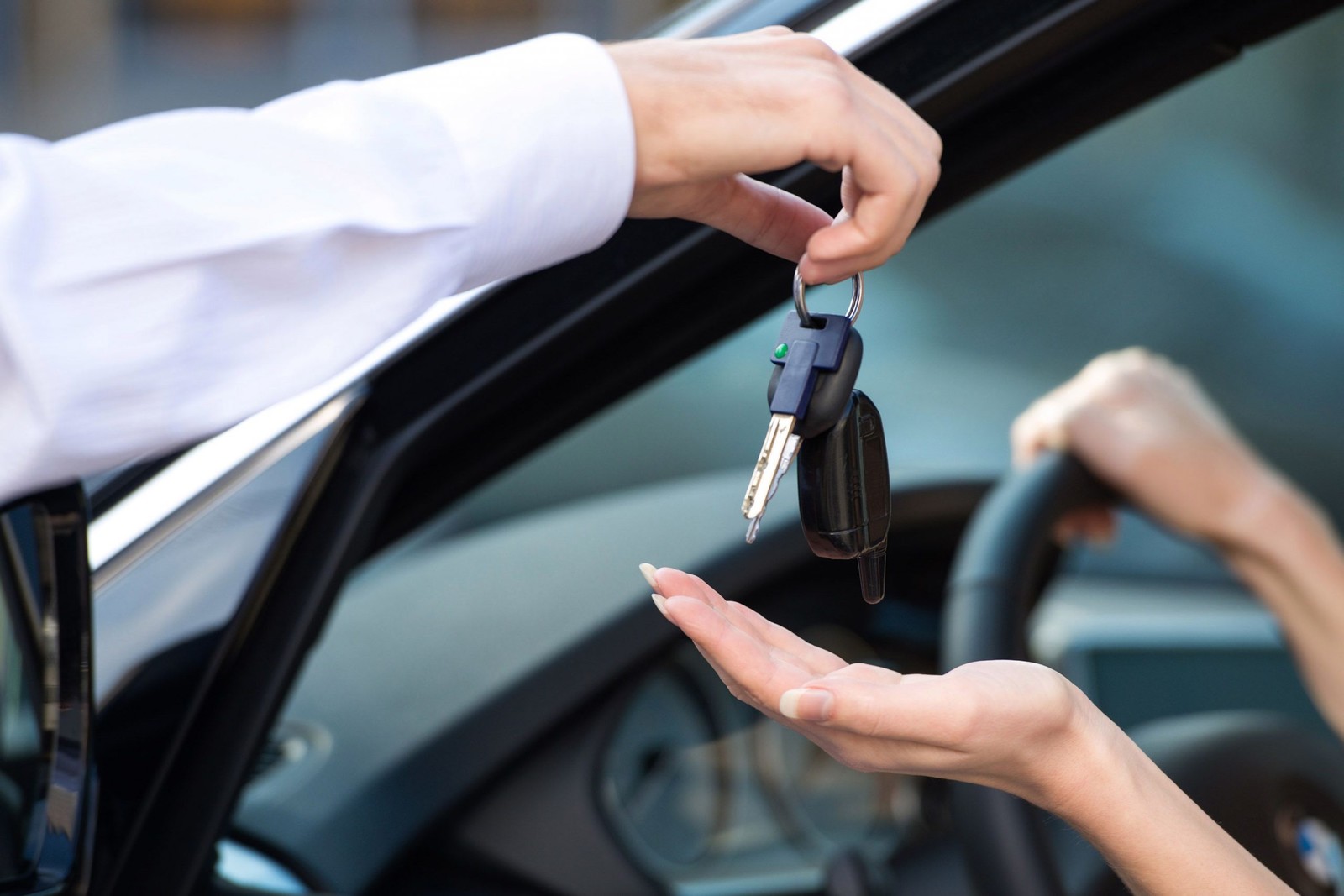 طريقة تقديم التنازل على ملكية السيارة من خلال منصة أبشر 5 طريقة تقديم التنازل على ملكية السيارة من خلال منصة أبشر