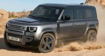 وحش الطرق الوعرة.. مواصفات وسعر لاند روفر ديفندر 2023 المدرعة في السعودية 2 وحش الطرق الوعرة.. مواصفات وسعر لاند روفر ديفندر 2023 المدرعة في السعودية