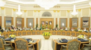 مجلس الوزراء يحدد ضوابط العمل خارج وقت الدوام الرسمي مع العطل والعيدين0