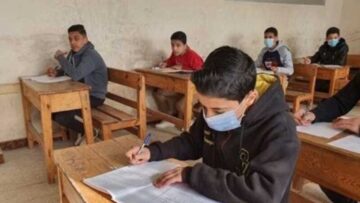 وزير التعليم يُعلن موعد إجازة الفصل الدراسي الأول 2024 لطلاب المدارس والجامعات في مصر