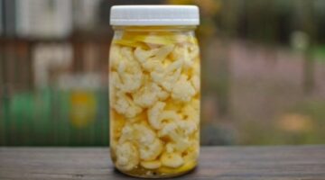 0cauliflower pickles