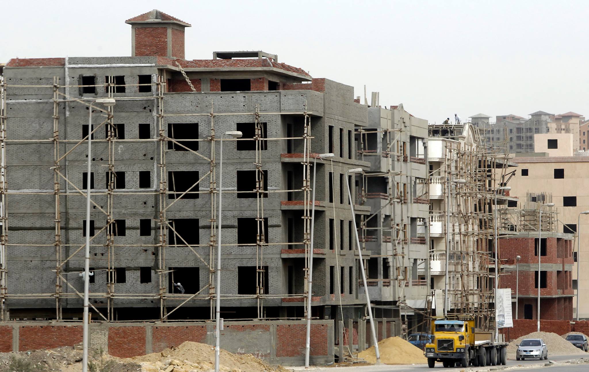 اشتراطات البناء الجديد| "خد بالك عشان تبني صح".. المستندات المطلوبة لاستخراج ترخيص بناء "إنشاء أو تعلية" 5 اشتراطات البناء الجديد| “خد بالك عشان تبني صح”.. المستندات المطلوبة لاستخراج ترخيص بناء “إنشاء أو تعلية”