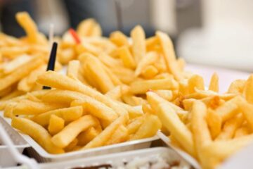 طريقة عمل البطاطس المقرمشة الصحية من غير ما تشرب زيت وبطعم شهي ولذيذ
