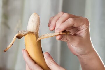 “تحذير شديد”.. ابتعد عن تناول الموز نهائيا خلال هذه الفترة من اليوم.. فوائده تنقلب إلى أضرار خطيرة على صحتك!!