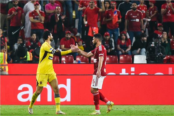 ضربة موجعة للأهلي.. ياسر إبراهيم ومحمد الشناوي يغيبان عن لقاء فيوتشر في نهائي كأس السوبر المصري
