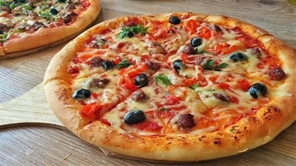 اسهل طريقة لعمل البيتزا احلي من المطاعم 5 اسهل طريقة لعمل البيتزا احلي من المطاعم
