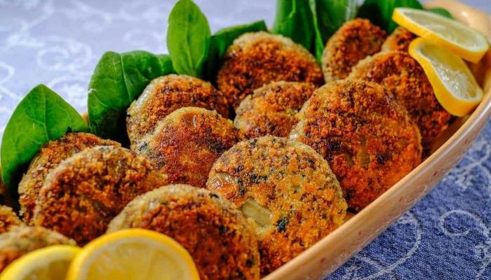 خليكي موفرة وجهزي ألذ الأكلات الإقتصادية كفتة اللحمة بالبطاطس السريعة المميزة بخطوات بسيطة والطعم حكاية 2 خليكي موفرة وجهزي ألذ الأكلات الإقتصادية كفتة اللحمة بالبطاطس السريعة المميزة بخطوات بسيطة والطعم حكاية