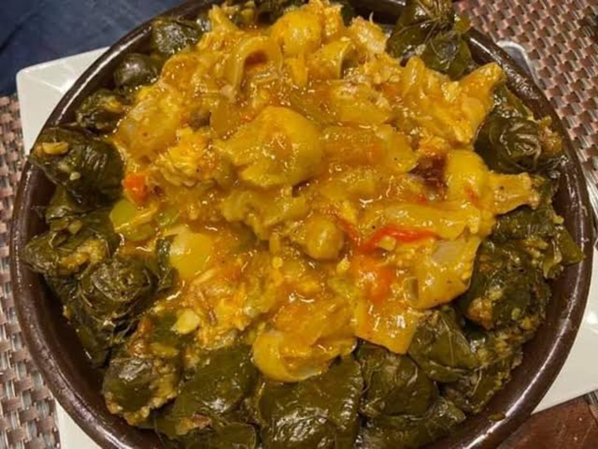 "هتعمليها أحسن من المطاعم" طريقة عمل طاجن ورق العنب بالكوارع باحترافية مثل المطاعم 5 “هتعمليها أحسن من المطاعم” طريقة عمل طاجن ورق العنب بالكوارع باحترافية مثل المطاعم