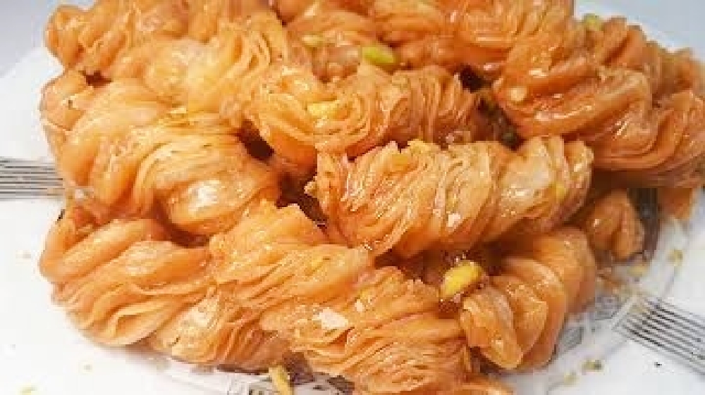 طريقة حاجة حلوة سهلة غير مكلفة بطعم لذيذ