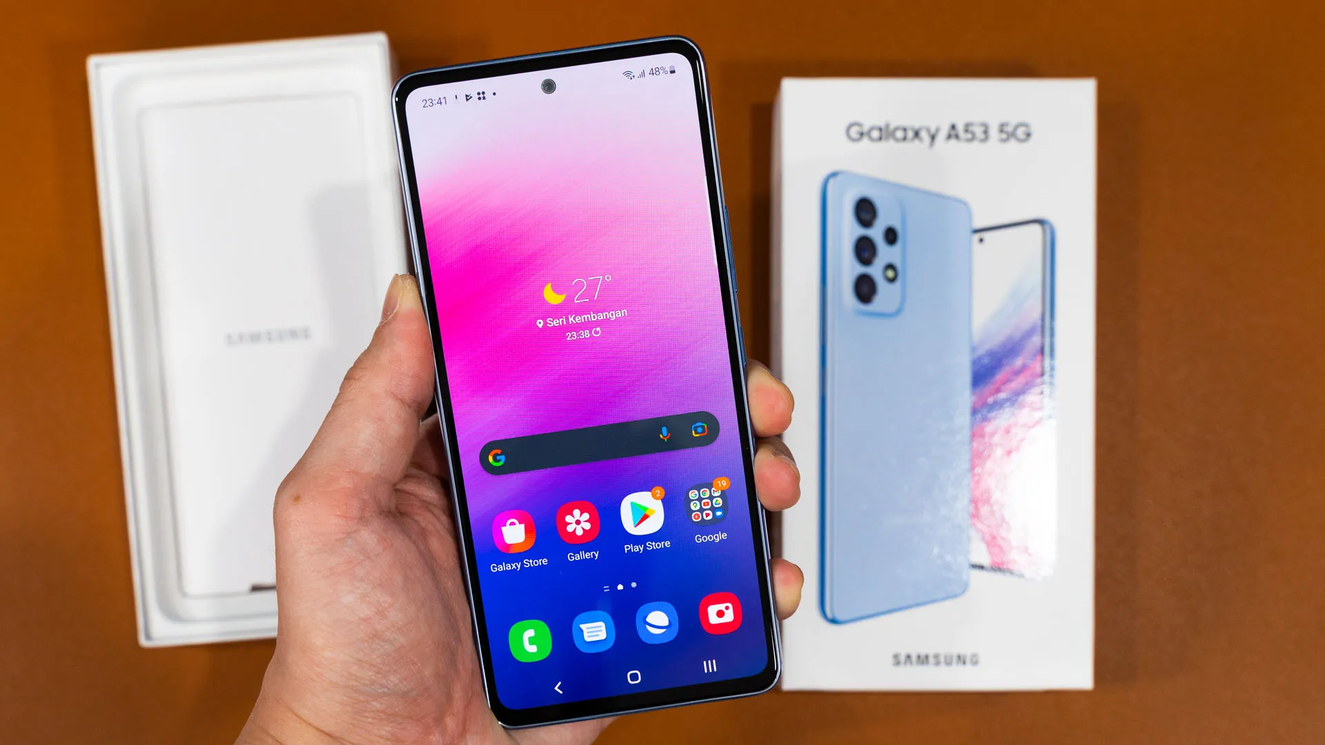 ” Samsung Galaxy A53 5G” .. بطارية كبيرة 5000 مللي أمبير تستحمل استخدامك اليومي