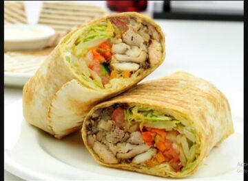 “خطوة بخطوة” طريقة عمل شاورما الفراخ  في البيت أسهل وأطعم من الجاهزة