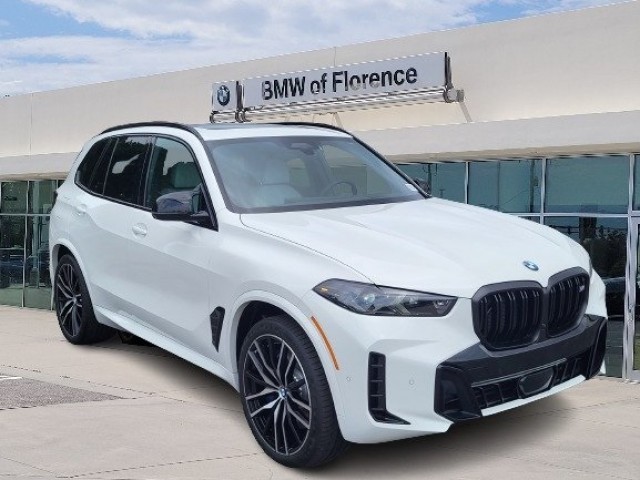 "BMW X5" الوحش الألماني الذي يجمع بين الفخامة والأداء الفئة الخامسة 2024 5 “BMW X5” الوحش الألماني الذي يجمع بين الفخامة والأداء الفئة الخامسة 2024