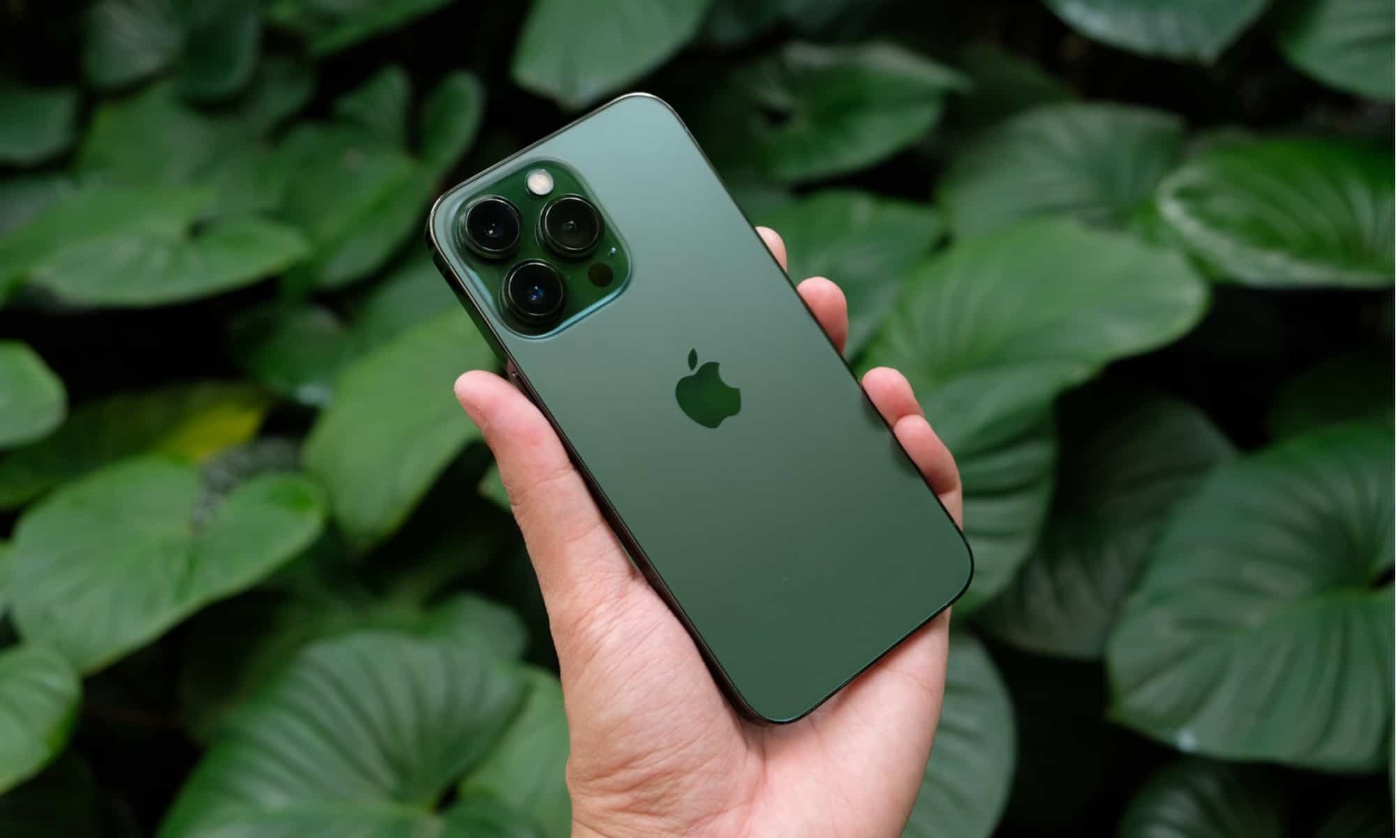 هاتف ” iPhone 13 Pro Max ” .. معالج قوي ويدعم الجيل الخامس 5G في شبكة الاتصال