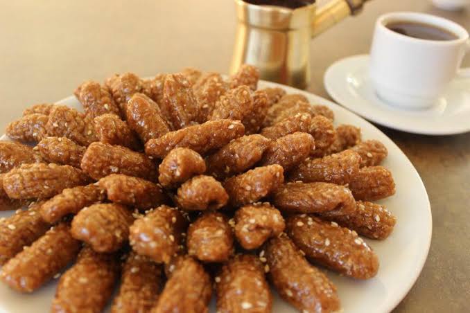 طريقة عمل صوابع زينب المقرمشة مثل المحلات 5 طريقة عمل صوابع زينب المقرمشة مثل المحلات