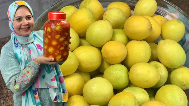 بأسرار المحلات والمطاعم.. طريقة عمل الليمون المعصفر في البيت بالخلطة السرية وطعم يفتح النفس 5 بأسرار المحلات والمطاعم.. طريقة عمل الليمون المعصفر في البيت بالخلطة السرية وطعم يفتح النفس