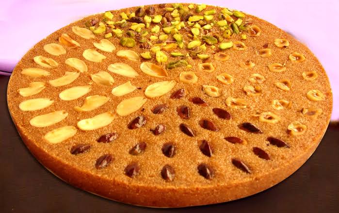 أعملي ألذ صنف في الحلويات الشرقية " البسبوسة المرملة المتماسكة " وتعرفي كل أسرارها من داخل المطبخ المصري 5 أعملي ألذ صنف في الحلويات الشرقية ” البسبوسة المرملة المتماسكة ” وتعرفي كل أسرارها من داخل المطبخ المصري