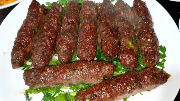 خليكي اقتصادية ووفري.. بربع كيلو لحمة هتعملي ألذ وأطعم كفتة تكفي 4 أفراد